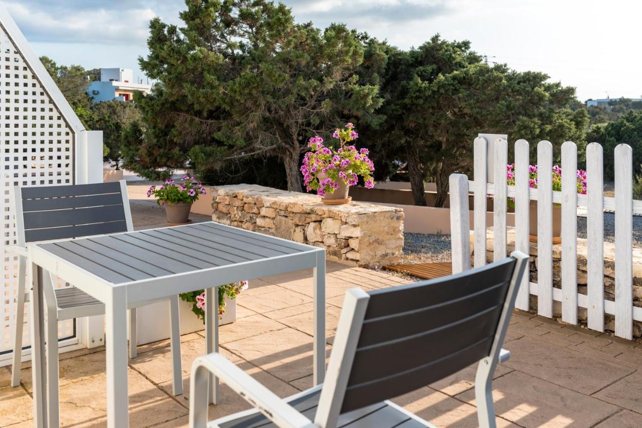 Apartments Es Clot Des Forn Es Pujols Exterior foto